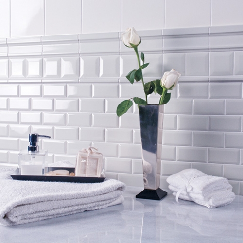 Subway Tile Designs Make Your Kitchen Become a Classic Wall Look